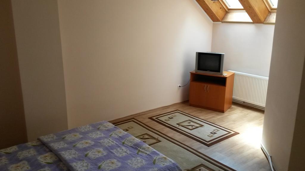 Pensiunea Adi Săpînţa 部屋 写真